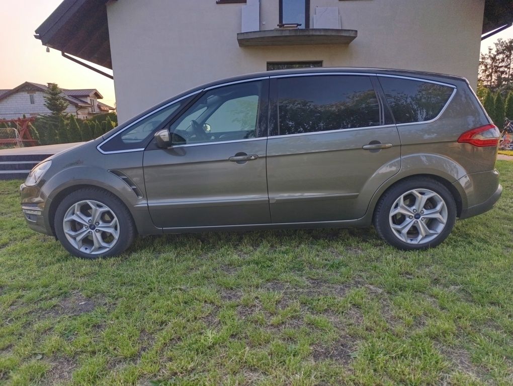 Piękny Ford S-Max Titanium z Niemiec 163 KM nowy rozrząd Webasto xenon
