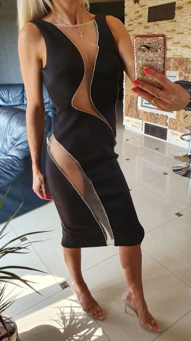 Asos śliczna sukienka midi zdobiona kamienie wycięcia  XS S