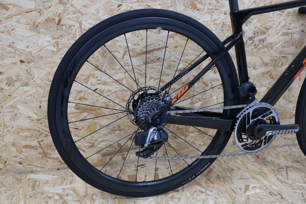 Bicicleta KTM Revelator Alto - Sram RED AXS - Rodas carbono