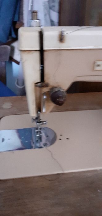 Maszyna do szycia lucznik