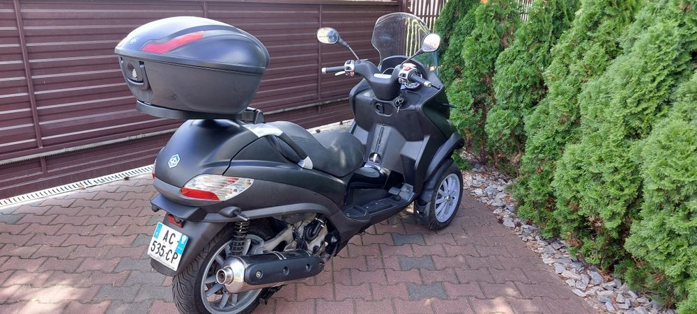 Piaggio Mp3 400 L5e ba kat. B! 2009 ROK kufer czarny matt
