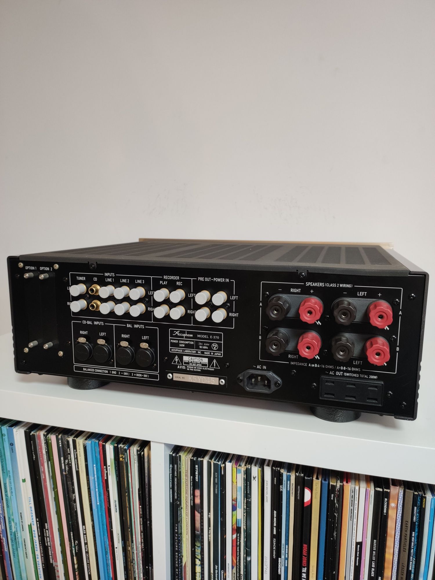 Wzmacniacz zintegrowany Accuphase E-370