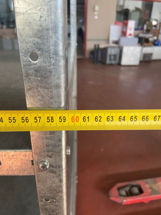 PORZĄDNY Regał metalowy używany a jak nowy. Piwnica magazyn sklep
