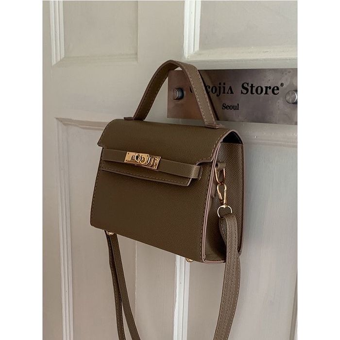 Сумочки  guess і під бренд гортайте оголошення