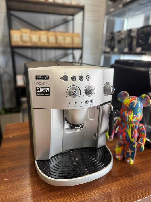 Кофемашина Delonghi Magnifica Esam