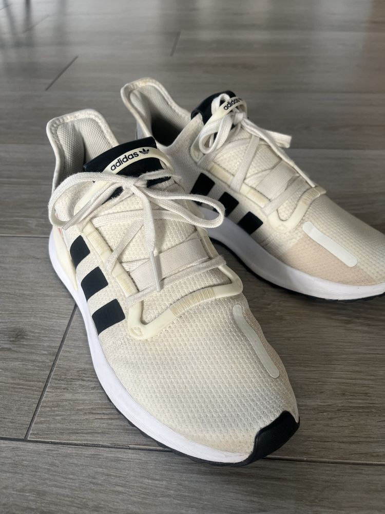 Buty Adidas roz 42