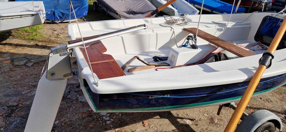 Łódź żaglowa żaglówka Laser 13 + wózek slipowy, wiosła (2)