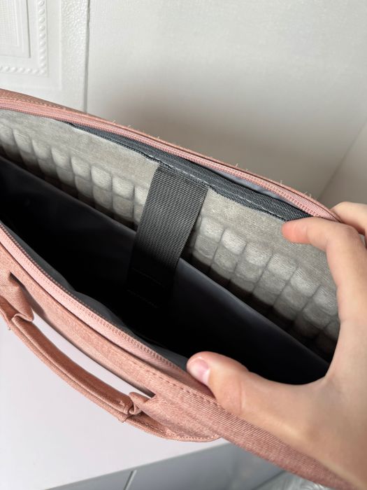 сумка для ноутбука та документів як нова