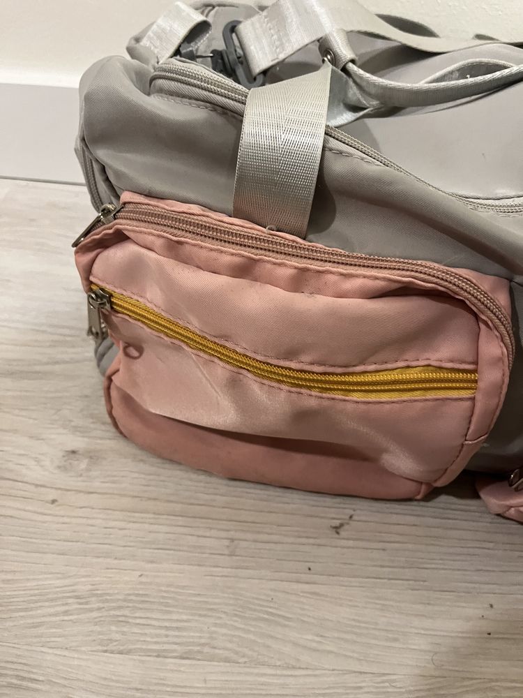 Bolsa de treino com VARIOS BOLSOS