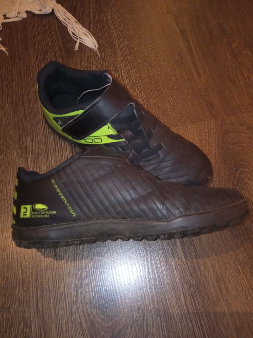 Buty do piłki nożnej dla dzieci Kipsta 100 Easy Turfy TF na rzepy
