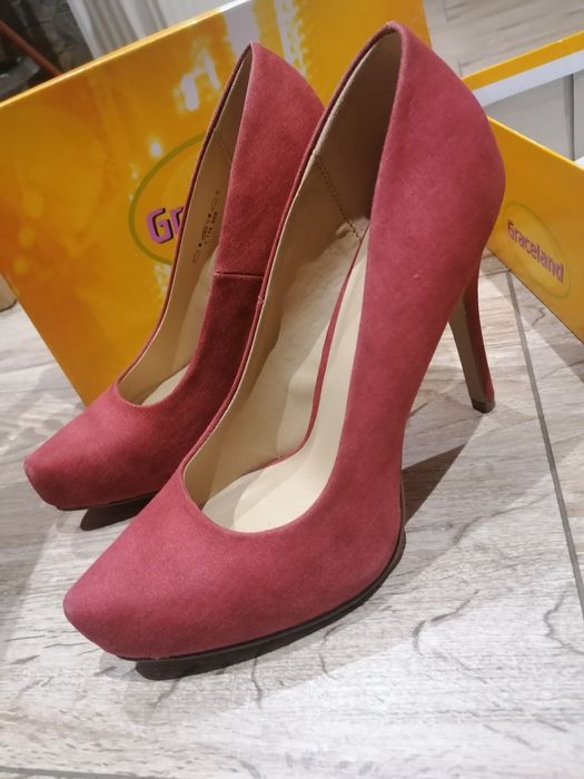 Szpilki buty damskie czerwone na platformie