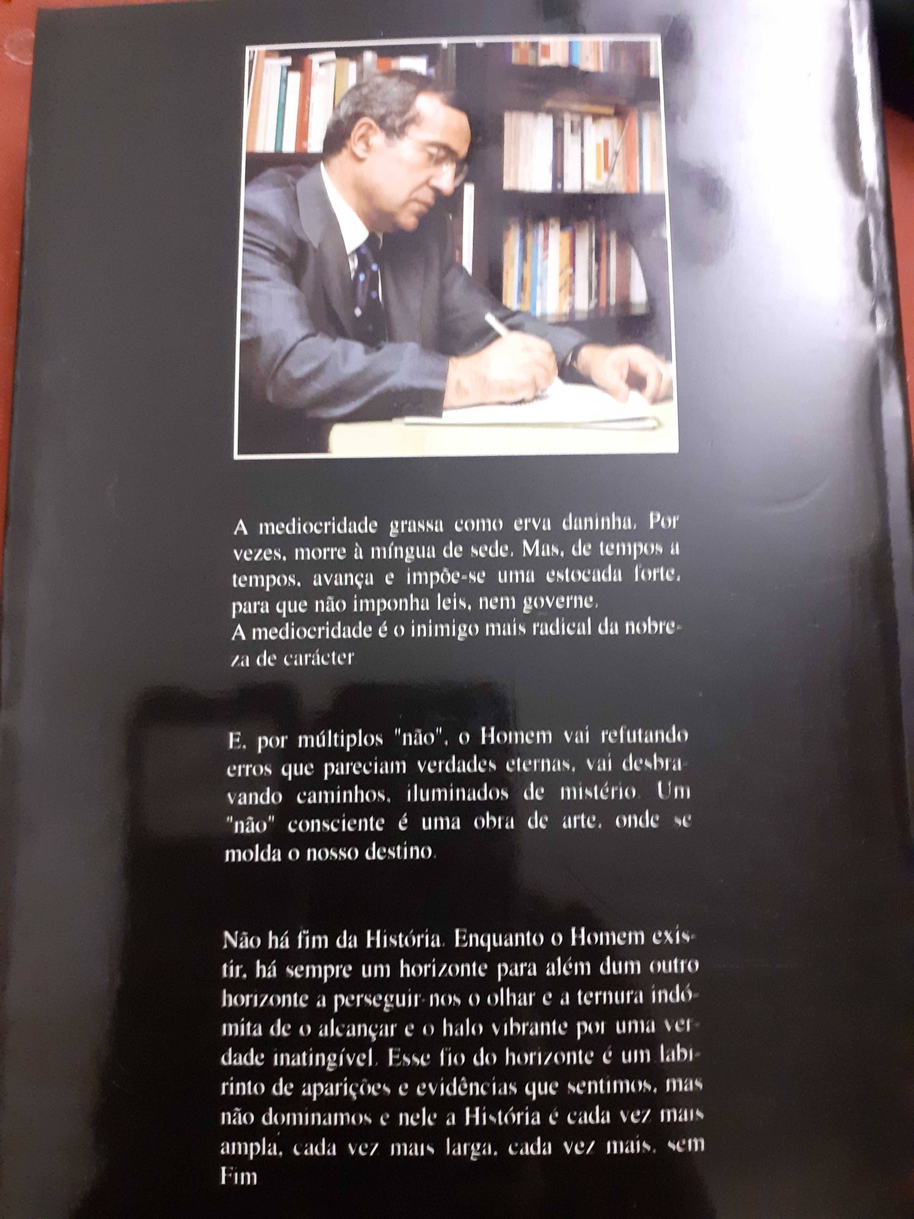 Livro FRAGMENTOS de Joaquim Sarmento
