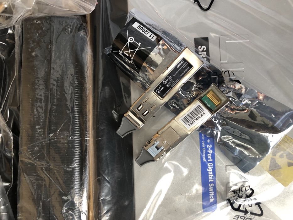 Switch Linksis 8 portas + 2gigabit