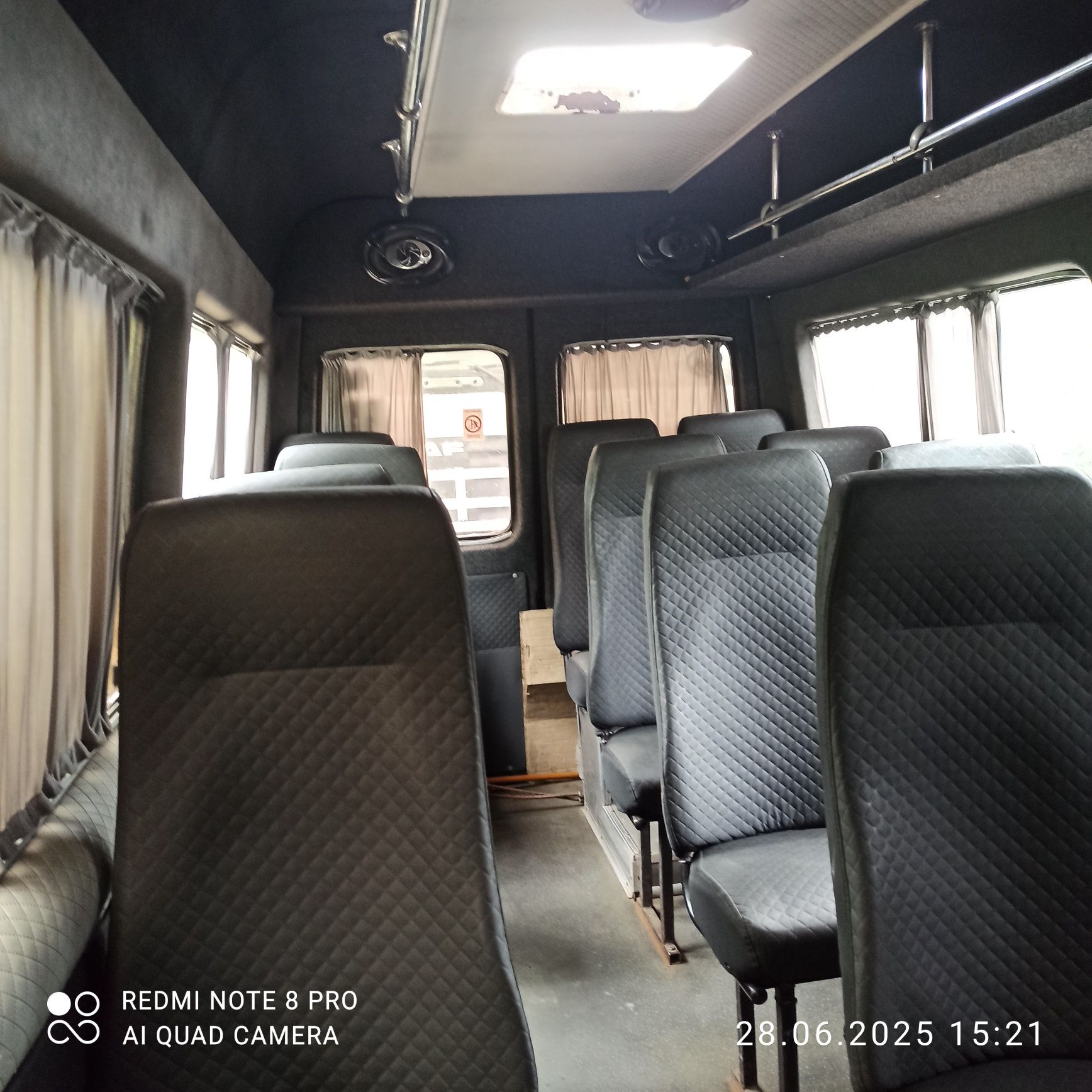Продаеться машина Мерседес Бенз