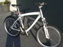 Rower trekkingowy BMW - jak nowy