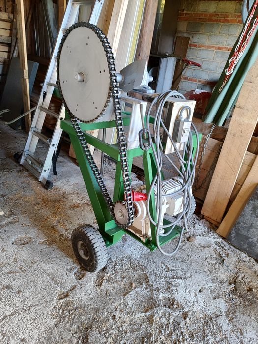 Elektryczny rębak łuparka do drzewa 2.2kw