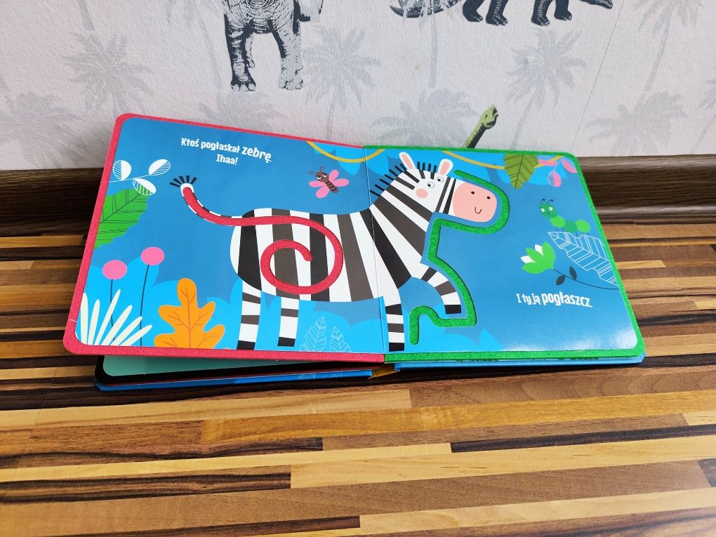 Pogłaszcz mnie! Dzikie zwierzęta Książka dotykowa sensoryczna