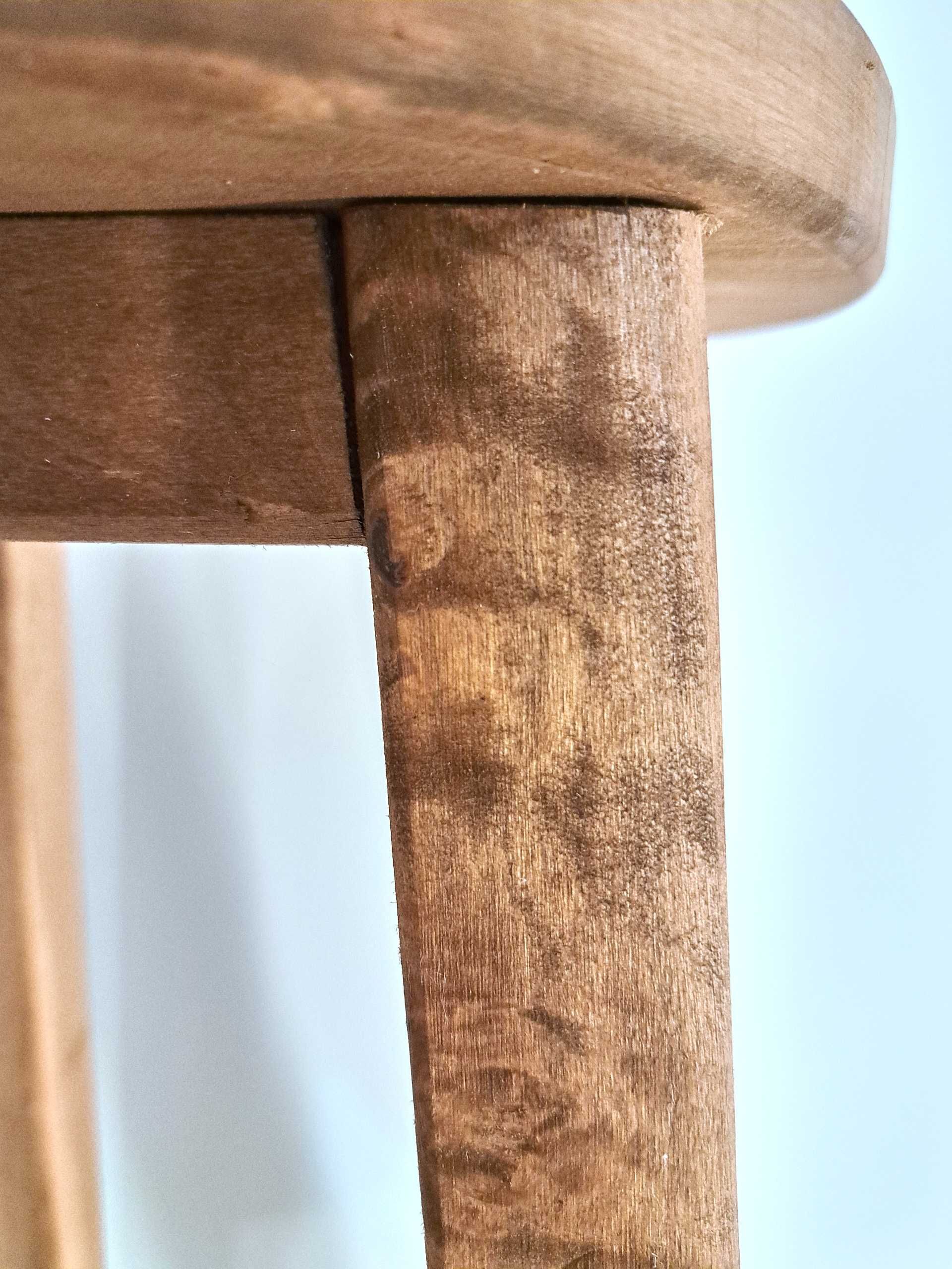Барний стілець дерев'яний