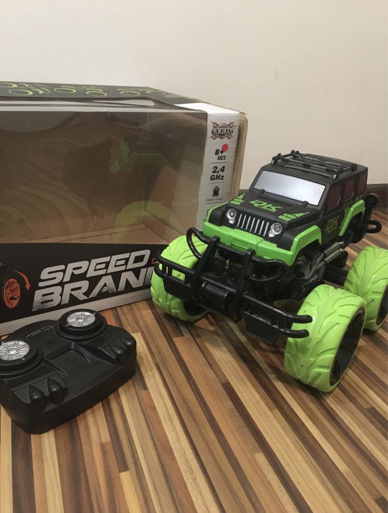 Машинка на пульту Speed brandish off-road