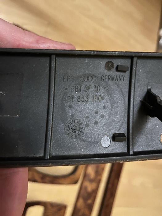 Komplet dekorów 2 DIN Audi A6 C5 drewno, S6 Quattro listwy