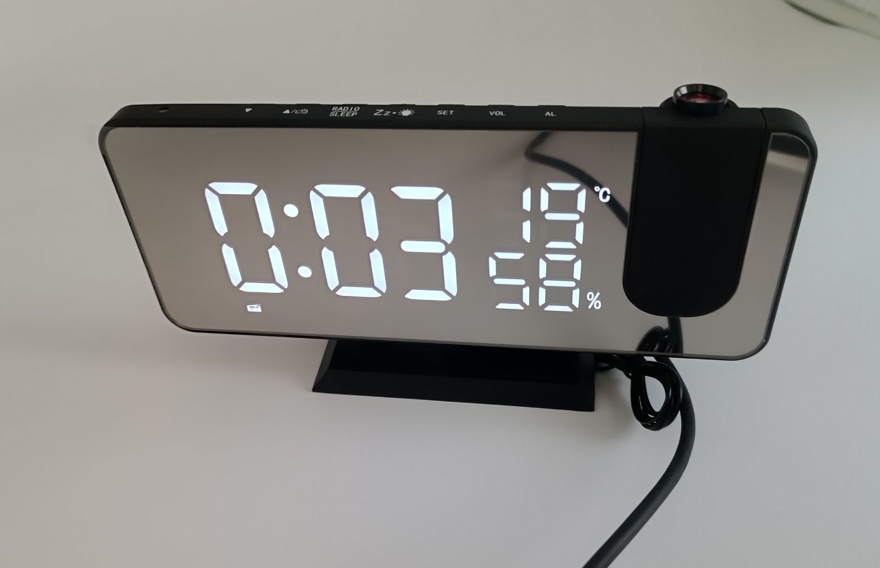 Radio budzik zegar projektor