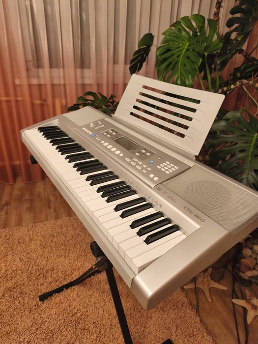 Продам Синтезатор!!!