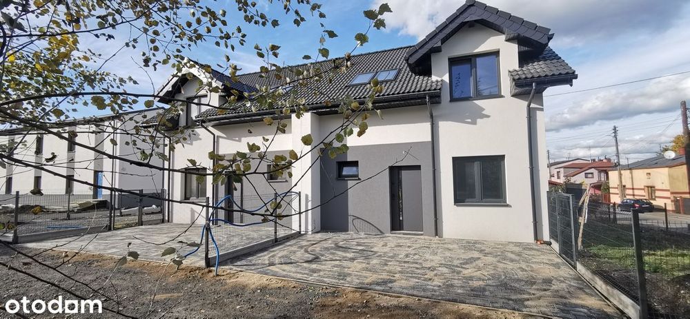Dom w zabudowie bliźniaczej w Zawierciu