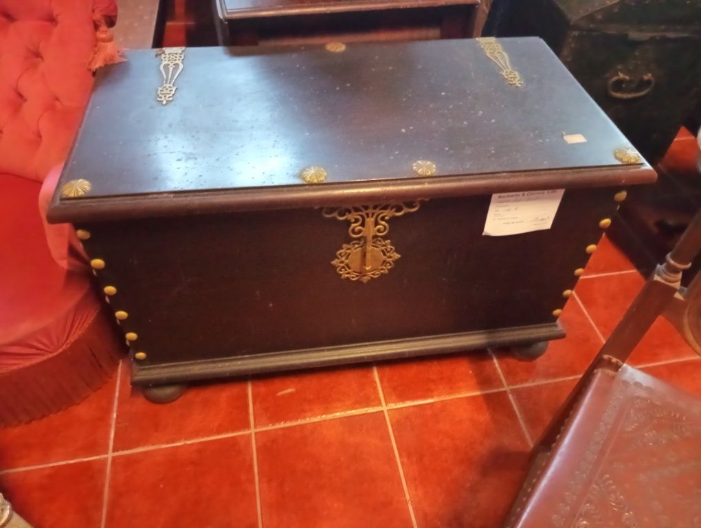 Recheio de loja de antiguidades