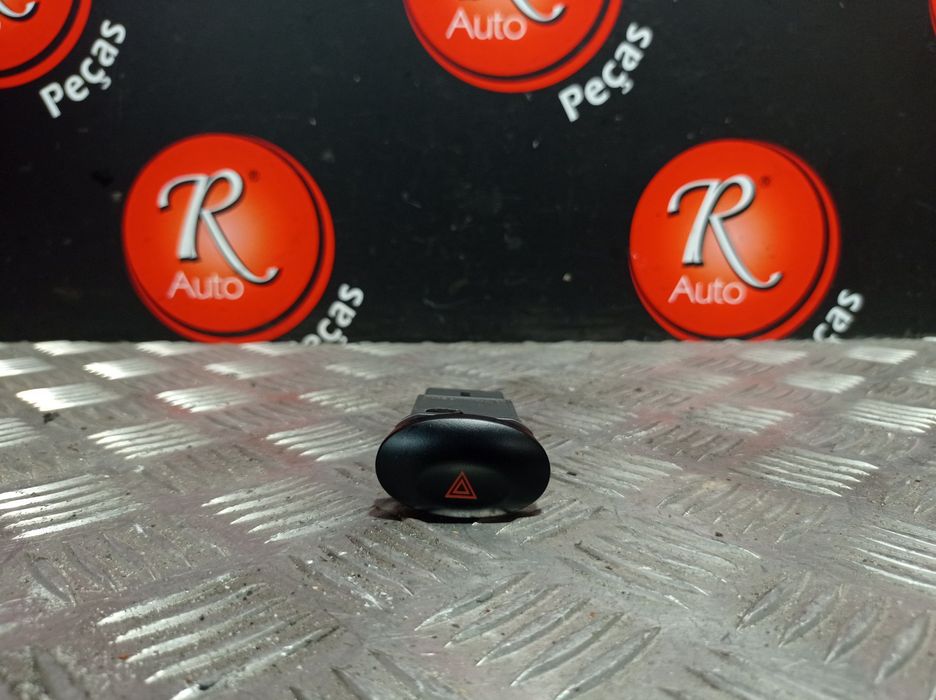 Botão 4 Piscas  Daewoo Matiz (M100, M150)