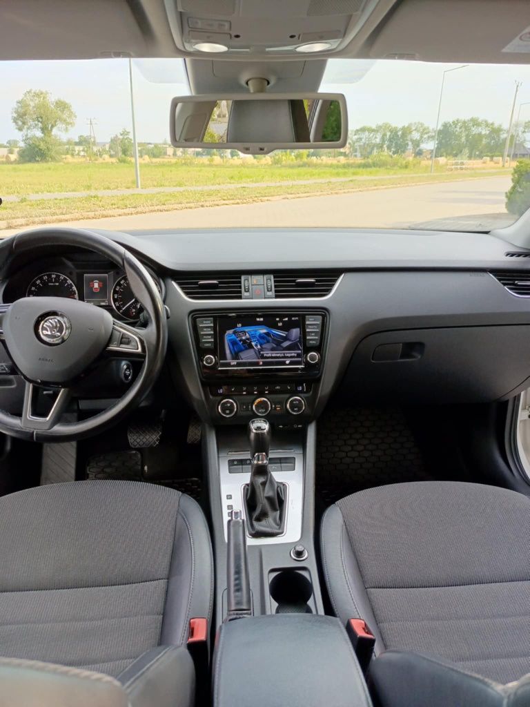 Skoda Octavia 3  2.0 Diesel 182 KM,Automat DSG,Webasto , bezwypadkowa.