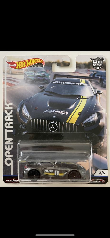 Hot wheels premium mercedes