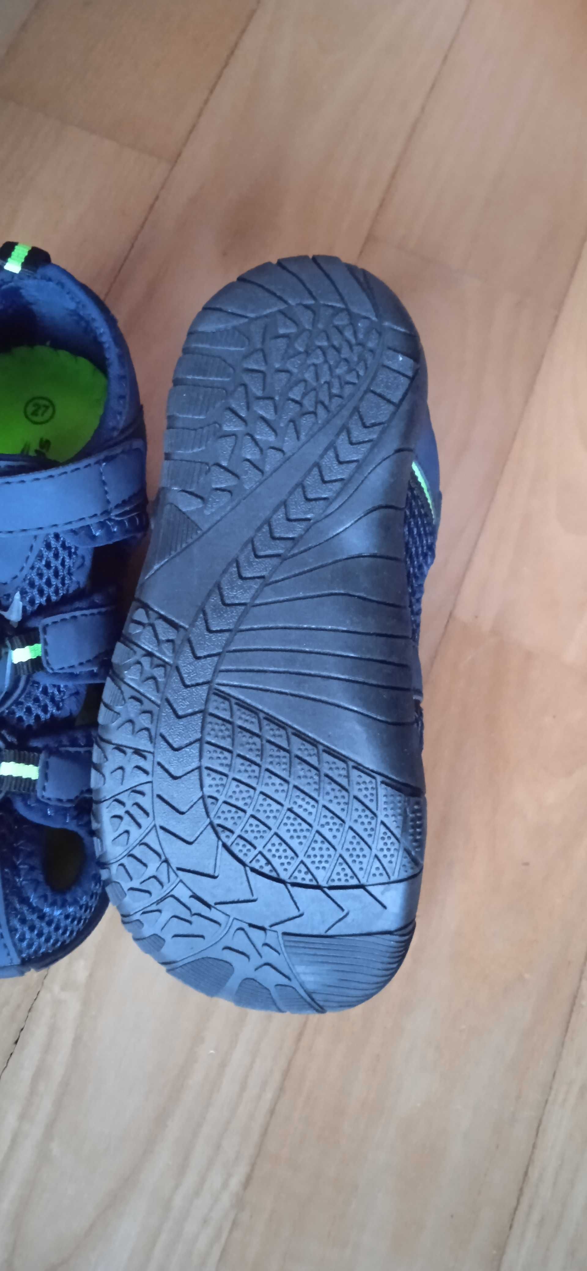 Sandałki, buty do piaskownicy R 27