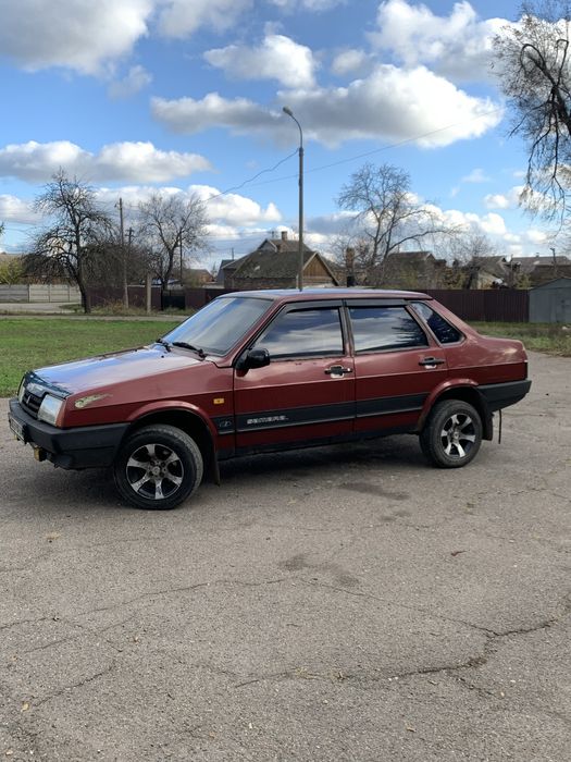 Продам ваз 2199 в хорошем состояние