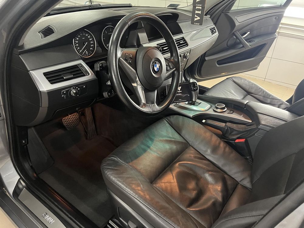 BMW 530d e60 320km