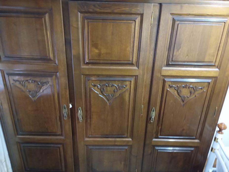 Guarda fatos 3 portas