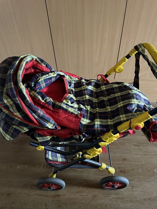 Продам дитячу коляску для ляльок