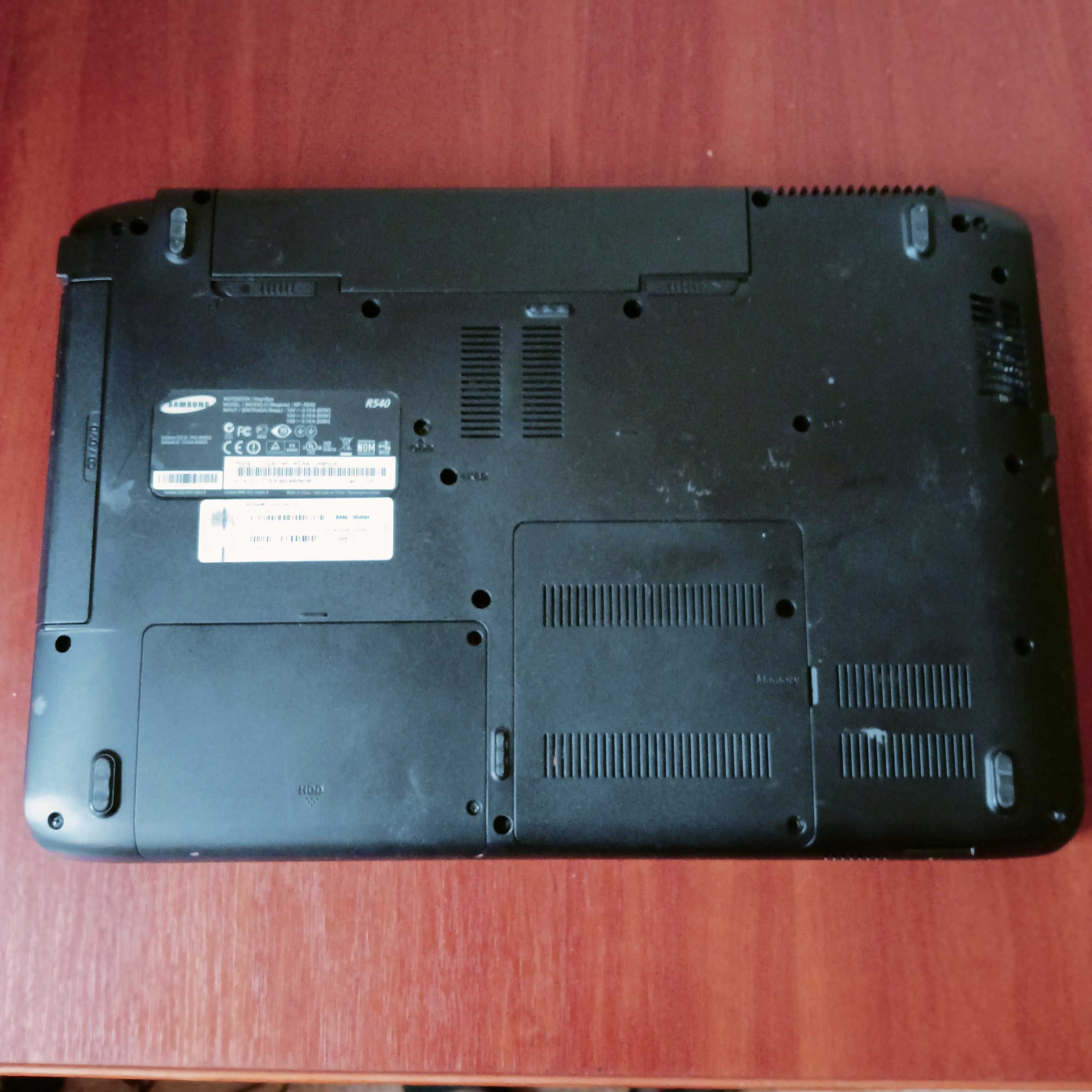 Ноутбук Samsung 355V Samsung R540