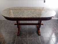 Mesa de Jantar e Cadeiras