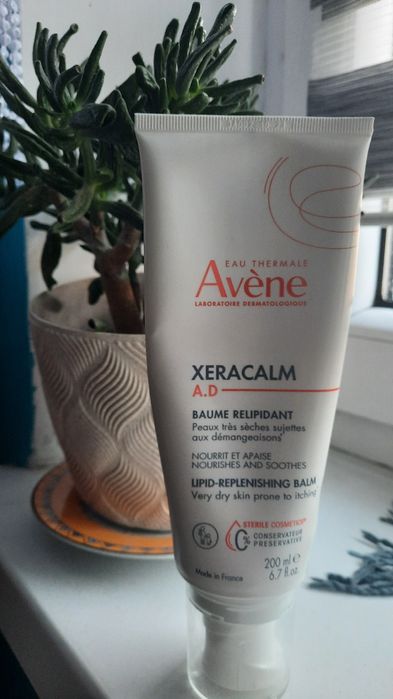 Balsam uzupełnieniajacy lipidy Avene
