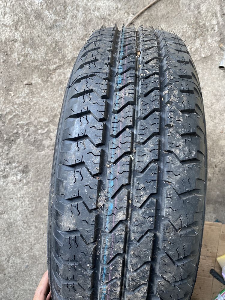 Goodyear 225/75r16 wrangeler s4