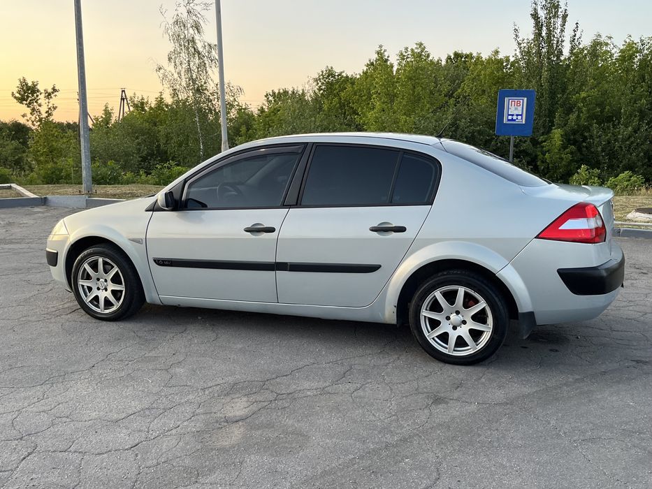 Renault Megane 1.6 автомат газ/бенз