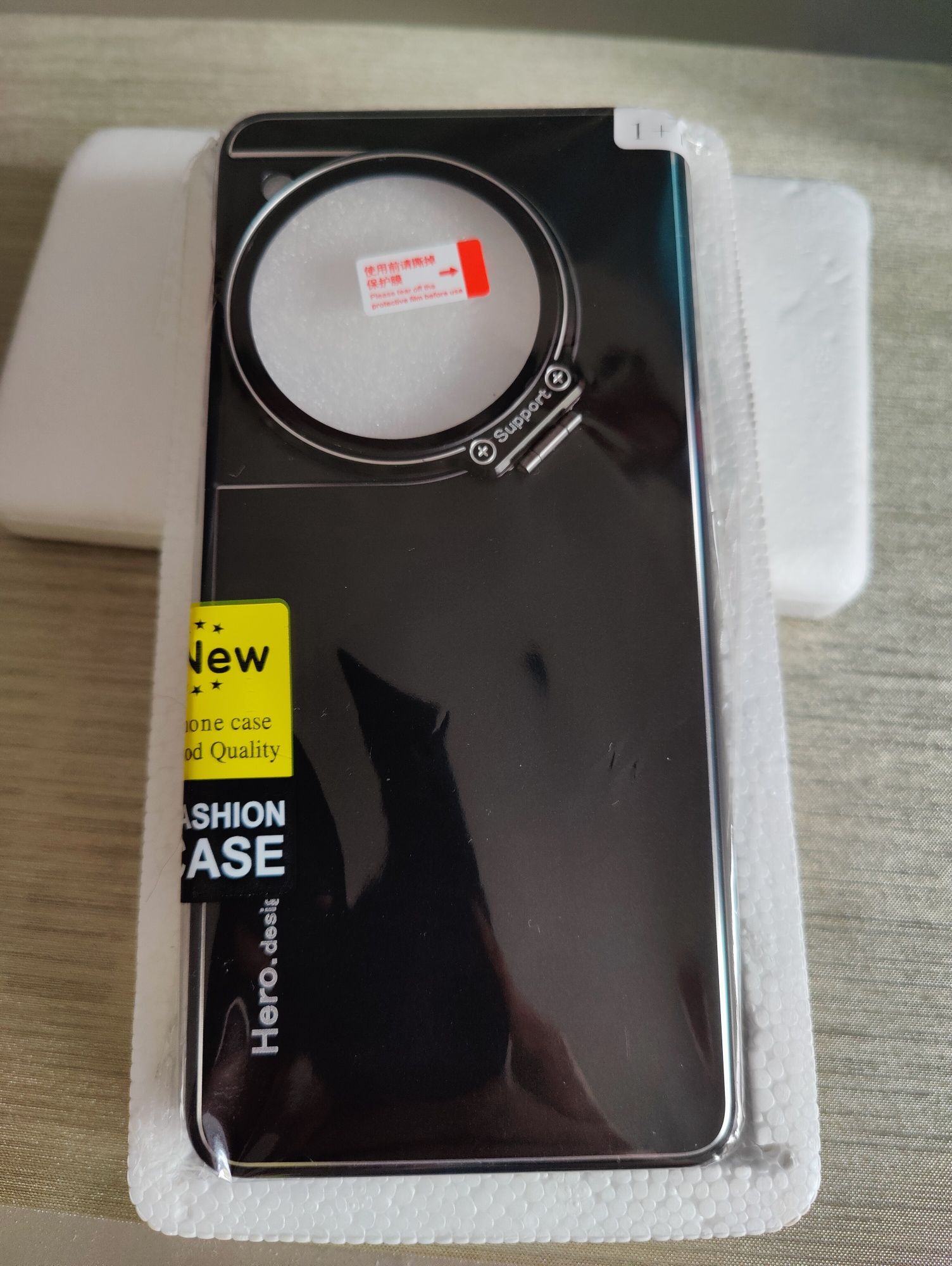 Etui OnePlus12 ze szklaną pokrywą aparatów