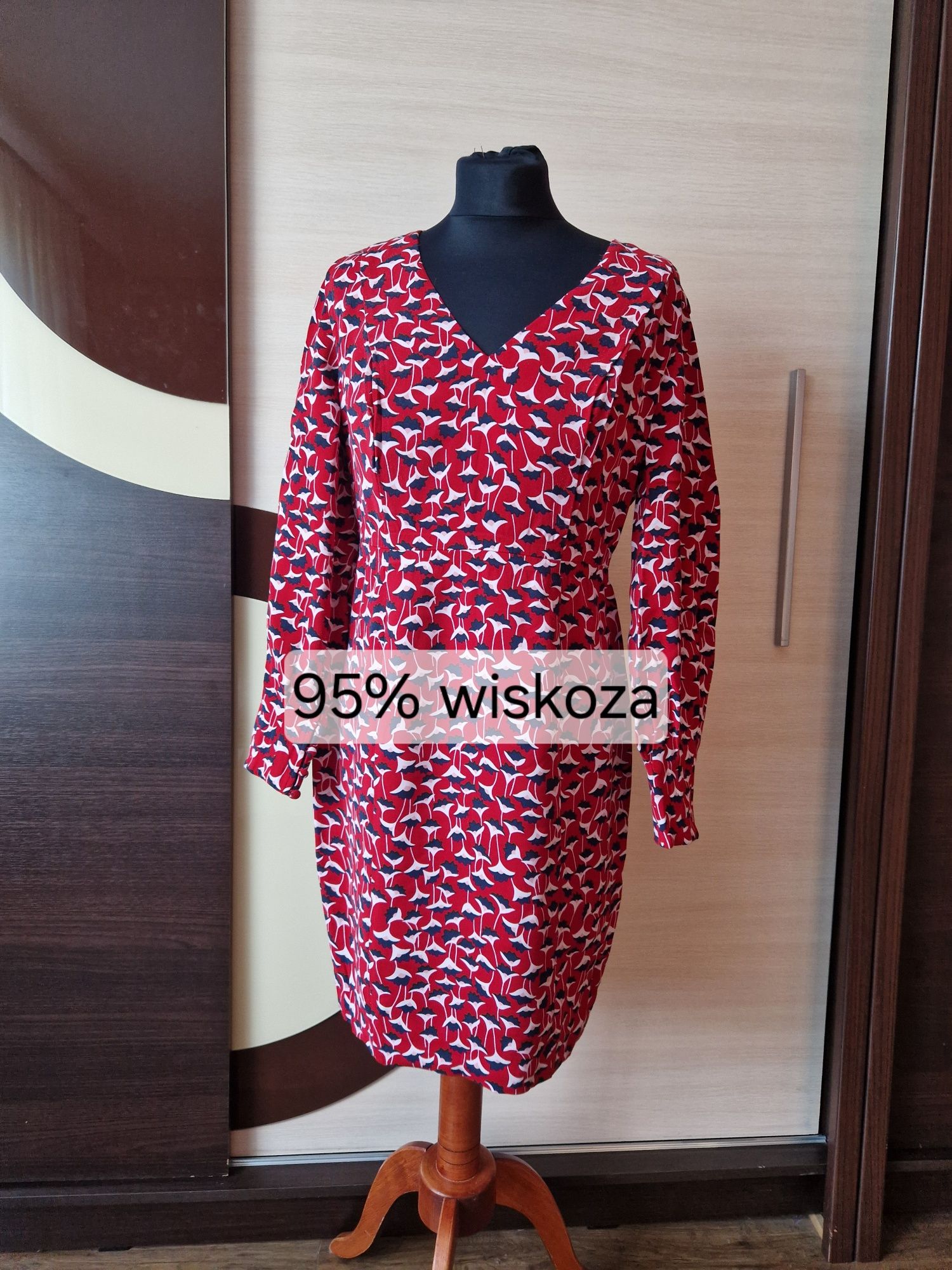 Czerwona elegancka sukienka Boden