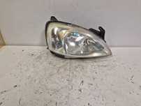 * LAMPA PRZEDNIA PRAWA PRZÓD PRAWO OPEL CORSA C