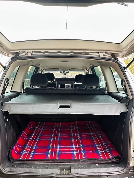 Vendo : Opel Zafira 2001