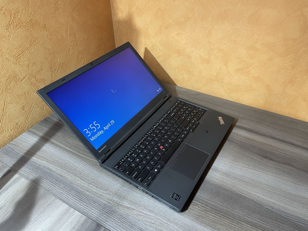 Надійний ноутбук Lenovo T540 (i5-4200m/1TB HDD/8GB RAM/нова акб)