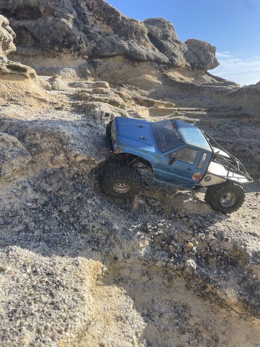 Axial scx10 II (pronto a andar)