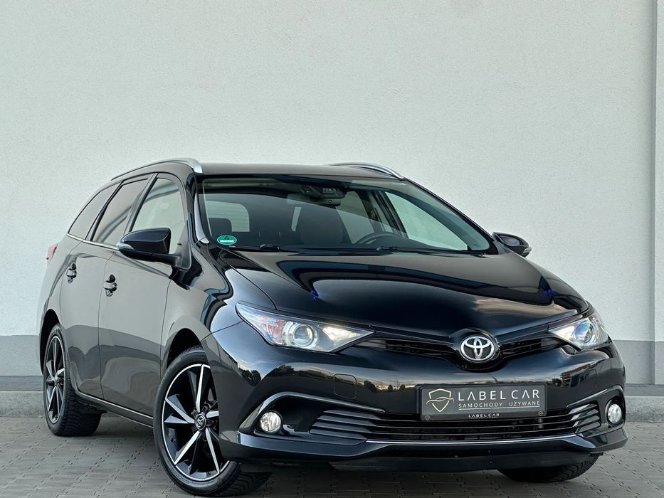 Toyota Auris Navi*Tempomat*Kamera*Alcantara*Bezwypadkowy*PO SERWISIE STARTOWYM*