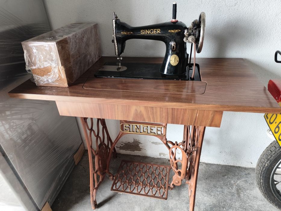 Mesa de Costura SINGER