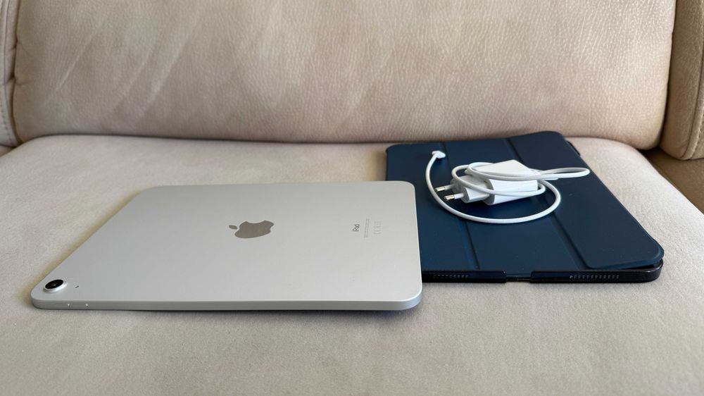 Vendo iPad 10a Ger 64Gb Wifi C/Fatura e Garantia Apple